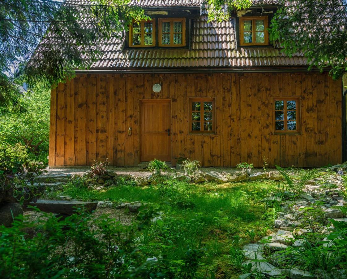 Yeti Cabin 普利特维采村 外观 照片