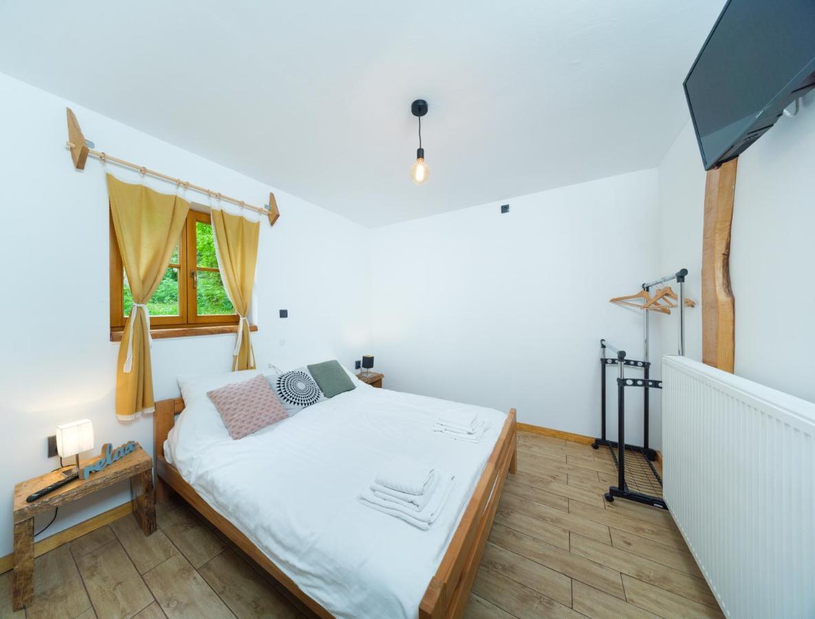 Yeti Cabin 普利特维采村 外观 照片