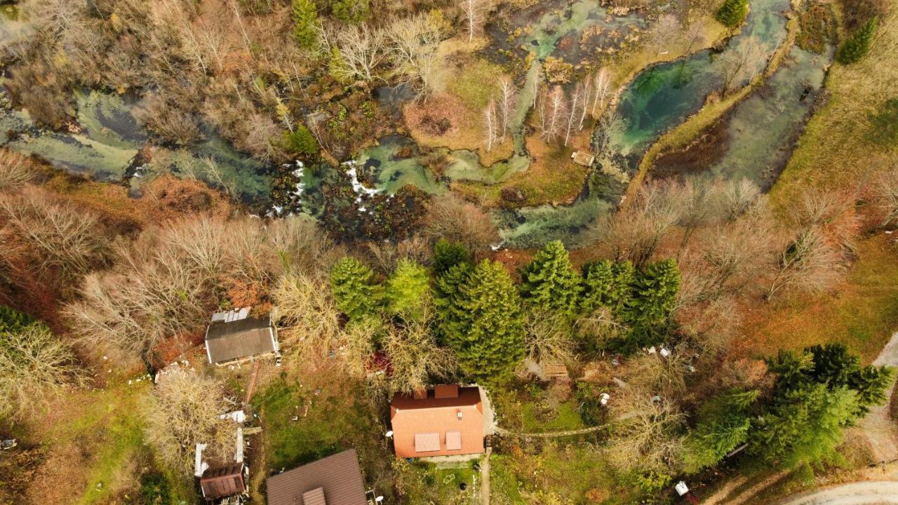 Yeti Cabin 普利特维采村 外观 照片